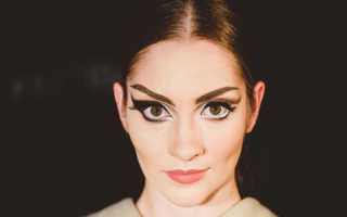 Макияж для сцены поэтапно