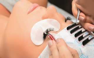 Как расчесывать нарощенные ресницы: правила ухода?