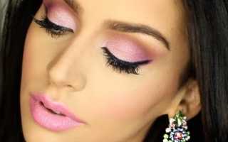 Розовый макияж: как сделать макияж в розовых оттенках с розовой помадой и розовыми тенями?