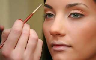 Как рисовать брови тенями?